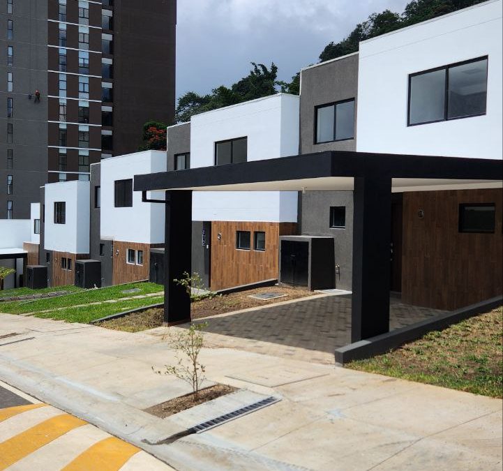 Alquiler de casa a estrenar Puerta del Bálsamo. Nuevo Cuscatlán.