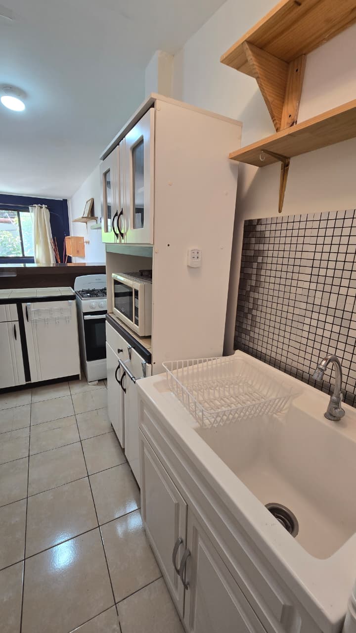 Alquiler de Aparta-estudio amueblado en Residencial Capistrano
