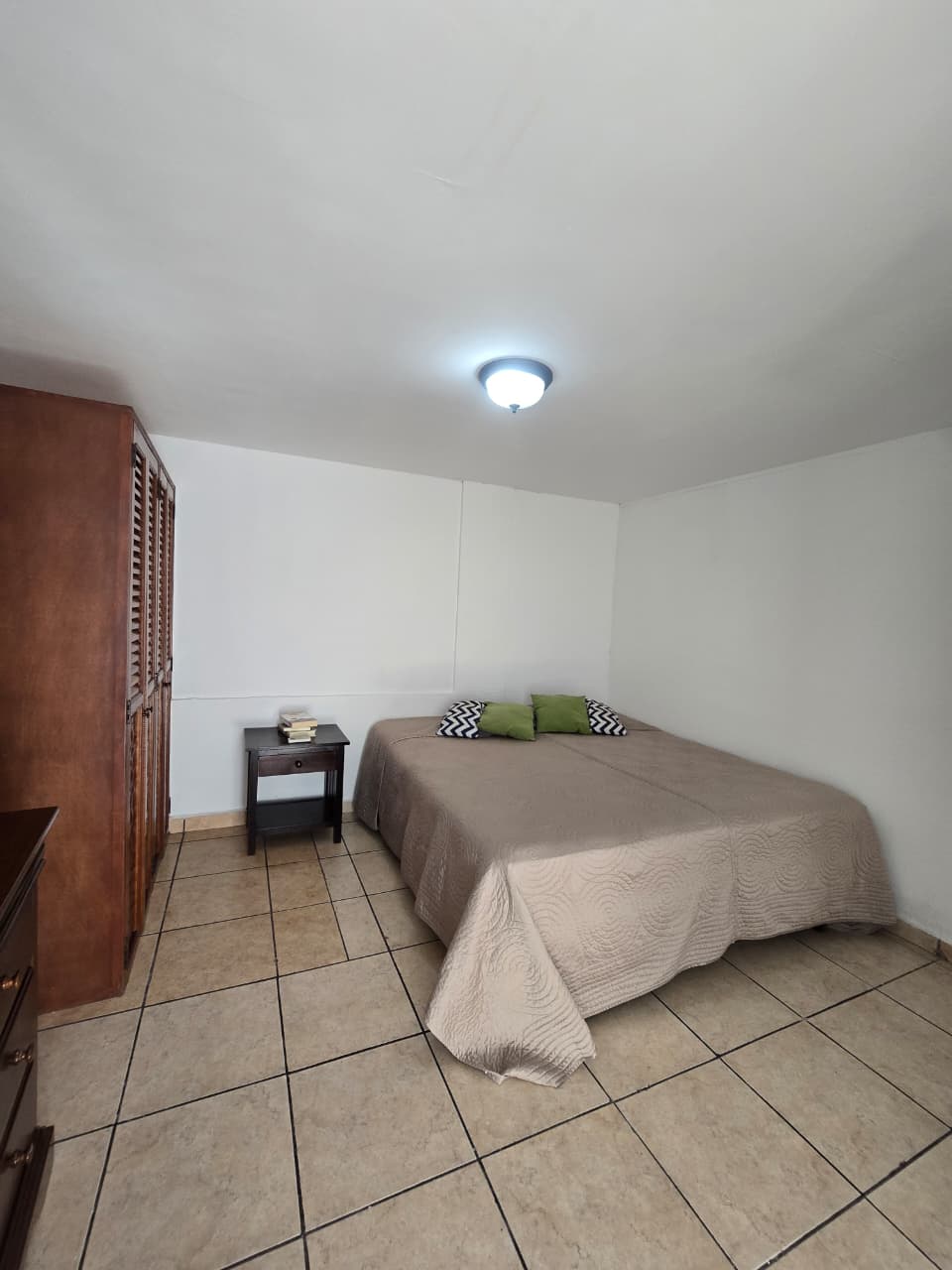 Alquiler de Aparta-estudio amueblado en Residencial Capistrano