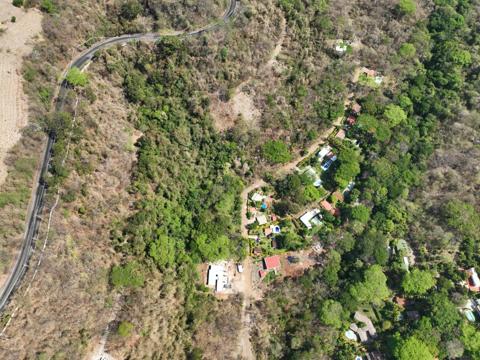 Venta de Terreno #1 en Residencial Bahía Dorada, Carretera del Litoral, Zona de los Túneles
