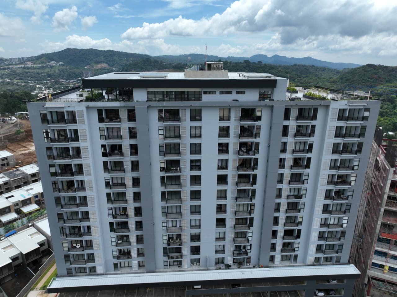 Alquiler de apartamento en Alturas del Bosque, Nuevo Cuscatlán