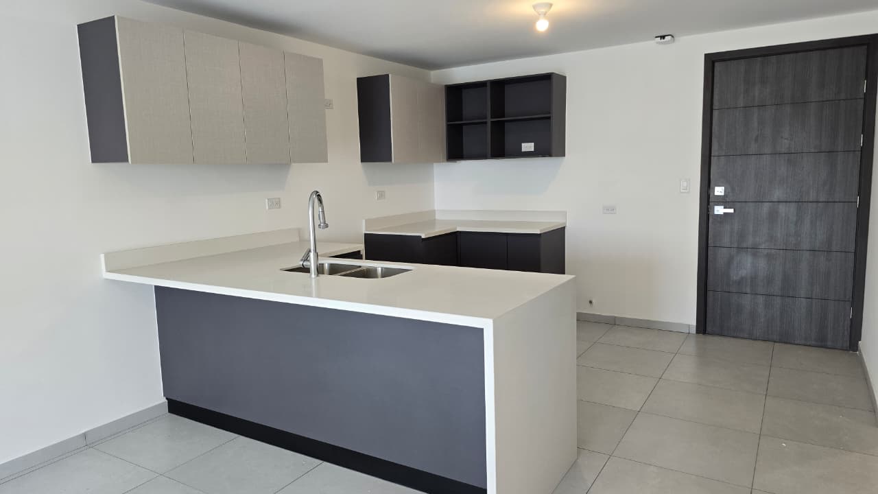 Alquiler de apartamento en Alturas del Bosque, Nuevo Cuscatlán