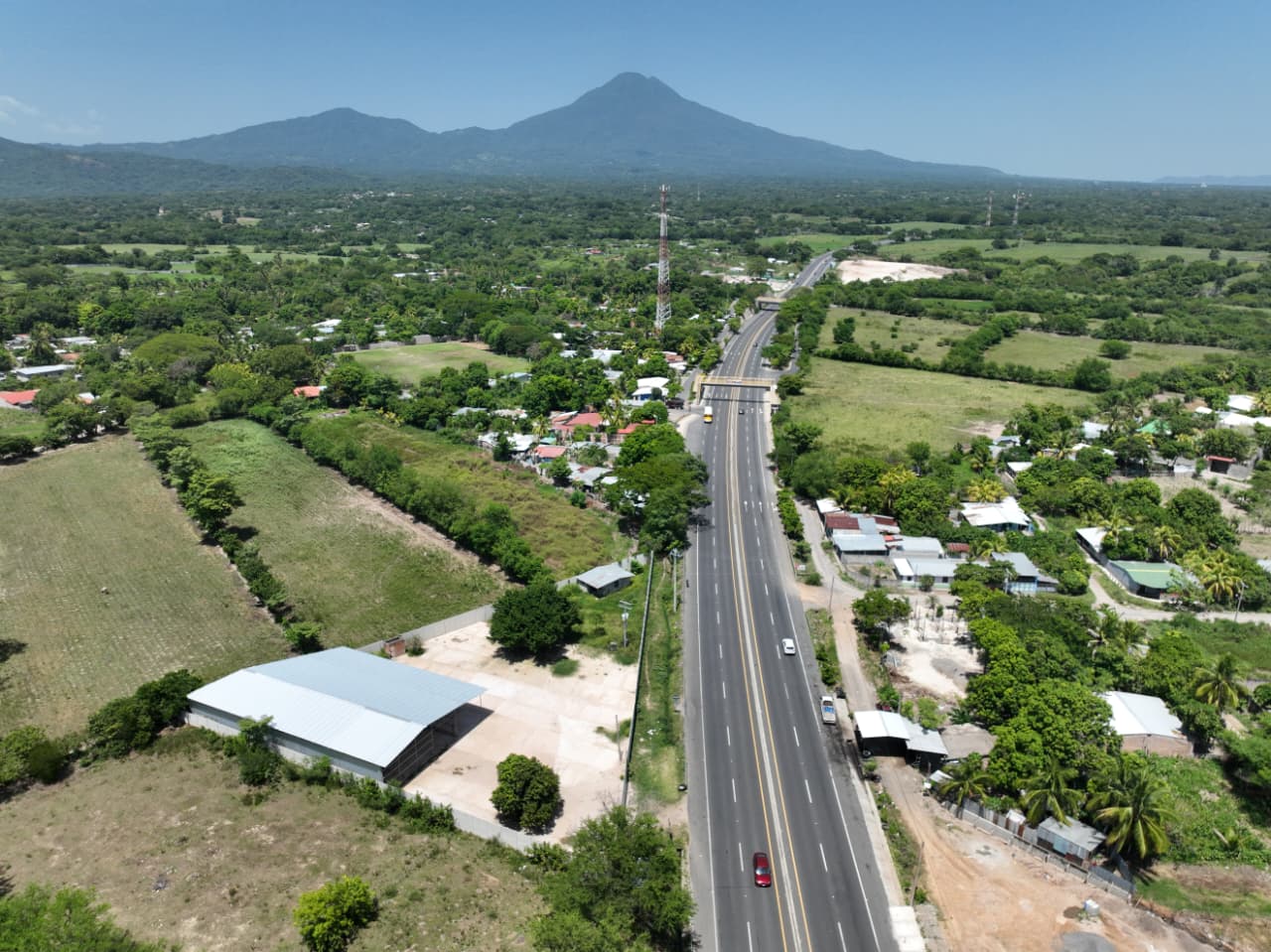 Venta de Bodega sobre Carretera Litoral, Jalponga, Zacatecoluca